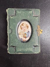 Antique Victorian Tintype Photo Album 19 Photos Green Velvet Brass Clasp 1800s picture