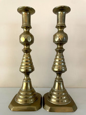 ANTIQUE VICTORIAN 1902 PAIR OF BRASS CORONATION PUSH UP CANDLESTICKS HOLDER 11