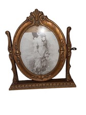 Cute Vintage Gold Tone Oval Swivel Picture Frame Faux Wood Tabletop Glass Front  picture