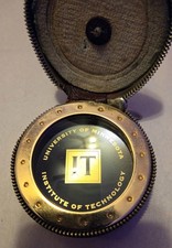 University of Minnesota - Institute of Technology IT Brass Paperweight/ Magnifer picture