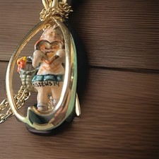 Vintage AUTOGRAPHED Hummel Goebel Valentine Necklace 24” NEW In Box picture