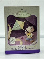 1998 Hallmark Keepsake Charlie Brown 