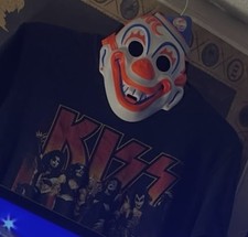 Halloween Rob Zombie's YOUNG MICHAEL MYERS CLOWN MASK CHILD SIZE & KISS T-shirt picture