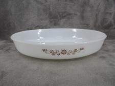 Dynaware Oval Casserole Dish Baking Pyr-O-Rey Brown Daisy Design #21 8x10x2 VTG picture