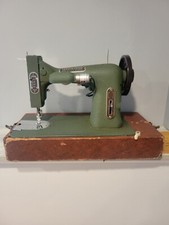 Heavy Duty DRESSMASTER BY WHITE Sewing Machine 1940s Green Rotary WORKS-EXTRAS picture