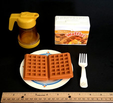 Vintage Fisher Price Pretend Play Kitchen Food ~ 2 Waffles & Syrup Bottle picture