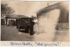c1930s Sinclair Camping Roadside Lunch Stand Couple Car Vintage Photo picture