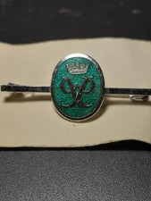 DUKE OF EDINBURGH AWARD SCHEME SILVER LEVEL PIN CLASP BADGE picture