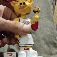 Success Brands Señor Sisig All-Star 2025 Basketball Bobblehead DoorDash picture
