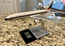Vintage Rolen Plastics Delta Airlines L-1011 Model picture