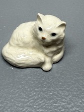 vintage Hagen-Renaker White Persian Cat miniature porcelain figurine Blue Eyes picture