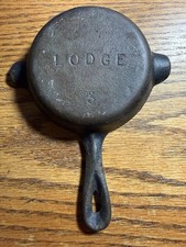 Early Lodge #3 Cast Iron Mini Skillet Ashtray, 3-1/2