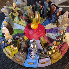 2001 Fisher-Price The Lord of the Rings Ring Quest Figure Base Display Set picture