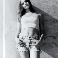 c1970s Barefoot Woman Tube Top 10