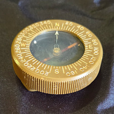 WWII Magneto Corp U.S. Army Corps of Engineers Wrist Compass Militaria picture