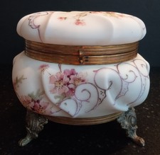Large  Antique Victorian Wavecrest Footed Dresser Box 8