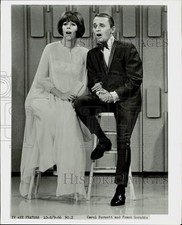 1966 Press Photo Carol Burnett and Frank Gorshin perform on stage - kfx05309 picture