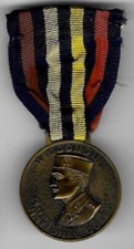 WWI WWII era Wisconsin State National Guard Captain W.H. Write Attendance Medal picture