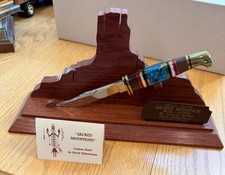RARE BUCK DAVID YELLOWHORSE SACRED MOUNTAIN 102 KNIFE NEVER USED   TS picture