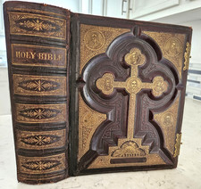 1873 Antique BIBLE Douay & Rheims Catholic family pictorial Latin Vulgate clasps picture