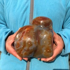 3.9 LB Natural Agate Quartz Crystal Mineral Specimen - Madagascar picture
