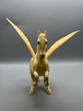 VINTAGE BREYER OFF WHITE PEGASUS WINGED HORSE WITH REMOVABLE WINGS #209 picture