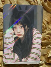 Wonhee ILLIT BABY BLUE KPOP Girl Holo Goddess Idol Photo Card Cutie Puff picture