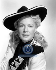 BETTY HUTTON ANNIE GET YOUR GUN PROMO PORTRAIT 1950 8X10 PHOTO picture