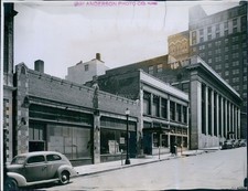 1944 Buildings In Foreground To Expand 1St National Bank Construction Photo 7x9 picture