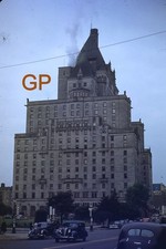 XX113-Old 35mm Slide Photo-Hotel Vancouver B.C. Canada -Red Kodachrome 1948 picture