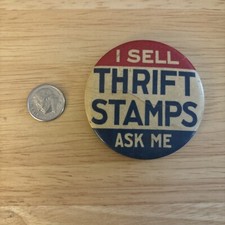Original vintage WWII ERA button 