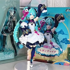 Hatsune Miku Desktop Cute Action Figure 18cm Neko T-Shirt Ver. Anime Figurine picture