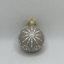 STUNNING Salmon Falls Stoneware Christmas Ball Ornament White Snowflake 2026 NEW picture