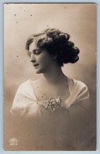 c1910s Pretty Woman Curly Short Hair Portrait Studio RPPC Photo Antique Postcard picture