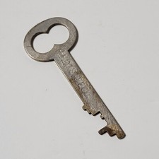 Vtg H.H.M. Safe Co Flat Skeleton Key Marked No 1674 Approx 2 3/8