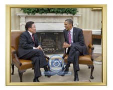 BARACK OBAMA OVAL OFFICE MEETING MONGOLIA PRESIDENT 2011 8X10 GOLD FRAMED PHOTO picture