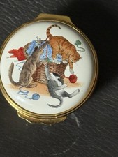 Neiman Marcus Vintage Pill Trinket Box with Lid Cats Kittens Porcelain picture