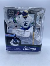 Mcfarlane NHL Series 28 Roberto Luongo picture