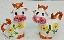 RARE JAPAN ANTHROPOMORPHIC COWS W/ DAISIES SALT & PEPPER SHAKERS  picture
