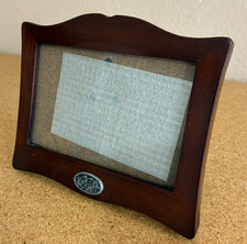 Vintage FETCO Dark Wood Victorian Style Picture Frame Metal Medallion for 4 X 5 picture
