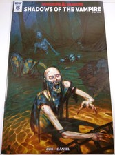 🩸💀 DUNGEONS AND DRAGONS SHADOWS OF THE VAMPIRE #5 RI YANNER 1:10 VARIANT 2016 picture