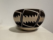 Vintage Signed Acoma Pottery Sarah Garcia New Mexico Pottery Vessel picture