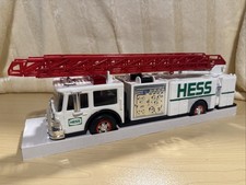 Vintage 1989 Hess Toy Fire Truck Bank Dual Sound Siren NIB New In Box picture