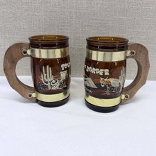 Vintage South of the Border SC Amber Glass Mug Set Wood Handle Brass Band 2pc picture