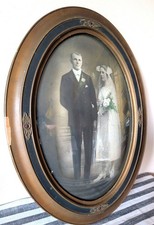 Antique 1921 Wedding Portrait Frame Photo Convex Bubble Glass 24