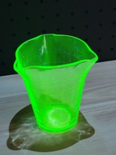 Vintage Federal Uranium Glass 3 Spout Measuring Cup 8oz EUC picture