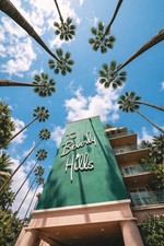 BEVERLY HILLS HOTEL - BEVERLY HILLS California MODERN Vintage Postcard A411 picture