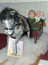 ANNALEE SLEIGH RIDE & HORSE VIGNETTE Limited Edition 1997 Tag EC Details #453997 picture