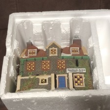 Dept 56 Dickens Village Dedlock Arms 3rd Edition Signature Series Retired 57525 picture