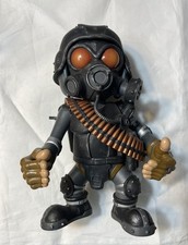 Vintage Gas Mask Sofubi Vinyl Figure Incomplete Threezero 30 Soldier picture